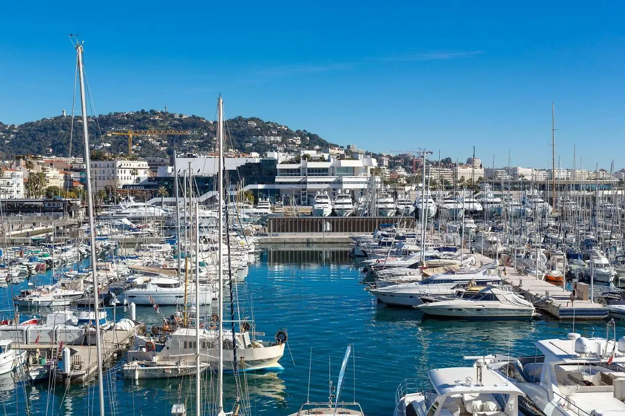 Cannes Vieux Port Apartment